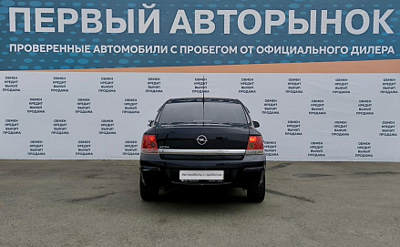 Opel , 2010г., передний привод, механика