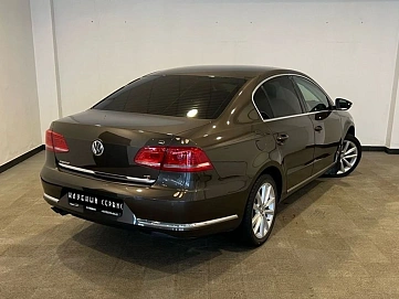 Volkswagen Passat, 2012г, передний привод, автомат