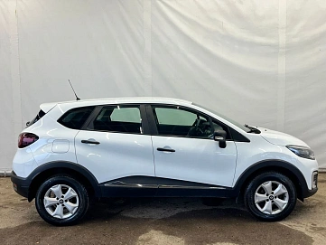 Renault Kaptur, 2019г, передний привод, вариатор