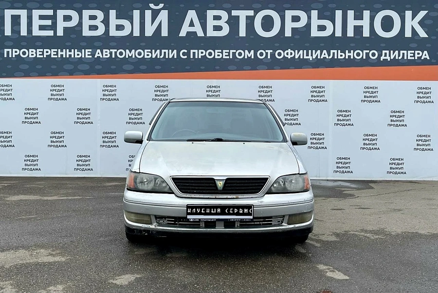 Toyota Vista, 1999г., передний привод, автомат
