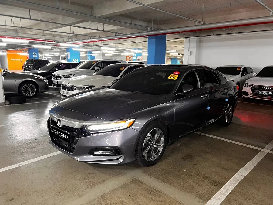 Honda Accord, 2019г., передний привод, вариатор