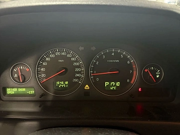 Volvo S60, 2005г, передний привод, автомат