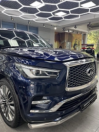 Infiniti QX80, 2019г, полный привод, автомат