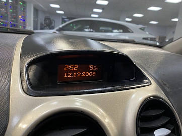 Opel Corsa, 2008г, передний привод, механика