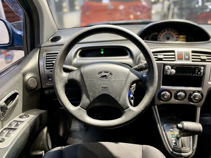 Hyundai Matrix, 2003г., передний привод, автомат