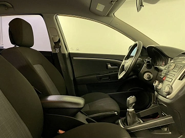 Kia Ceed, 2010г, передний привод, механика