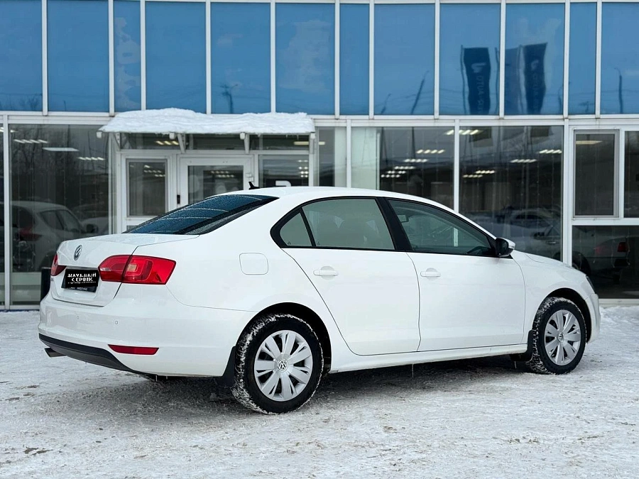 Volkswagen Jetta, 2012г., передний привод, автомат