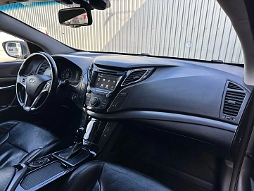 Hyundai i40, 2016г, передний привод, автомат