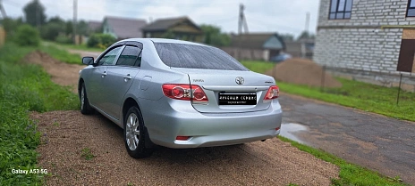 Toyota Corolla, 2012г, передний привод, автомат