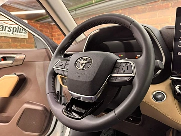 Toyota Highlander, 2025г, полный привод, автомат