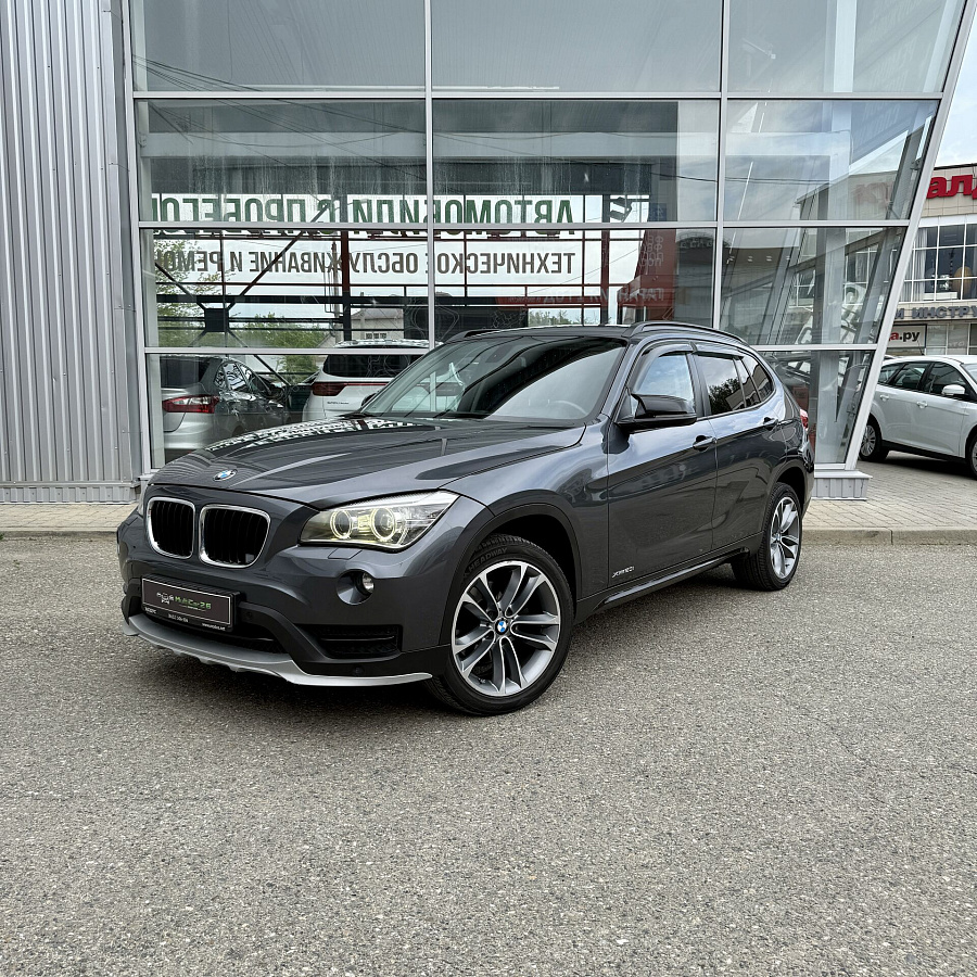 BMW , 2012г., передний привод, автомат