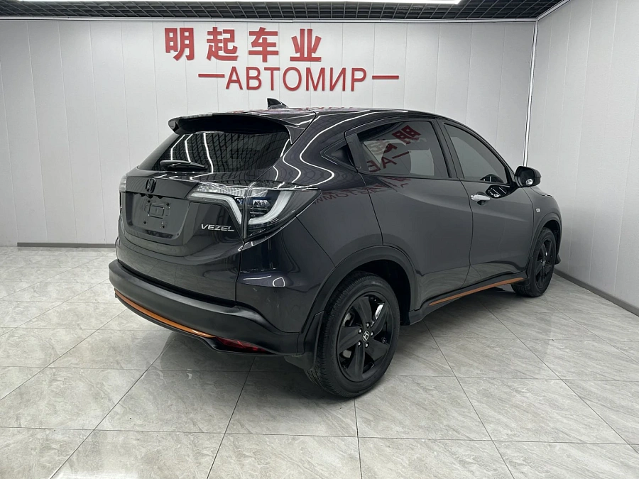 Honda Vezel, 2022г., передний привод, вариатор