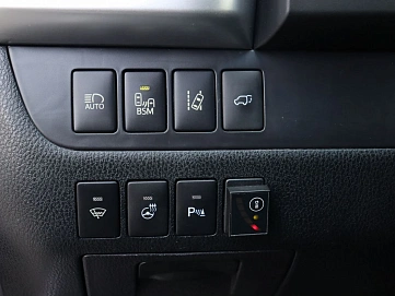 Toyota Highlander, 2015г, полный привод, автомат