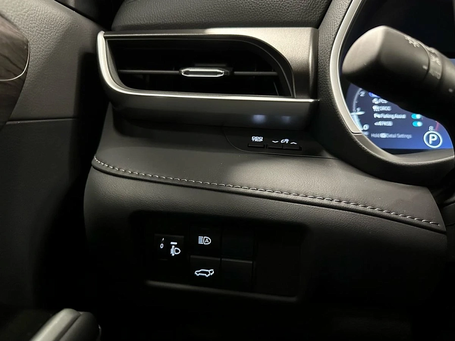 Toyota Highlander, 2025г., полный привод, автомат