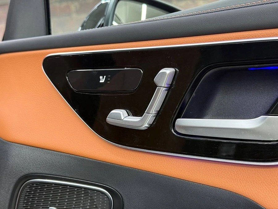 Mercedes-Benz GLC, 2023г., полный привод, автомат