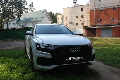 Audi Q8, 2021г, полный привод, автомат