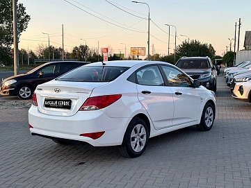 Hyundai Solaris, 2014г, передний привод, автомат