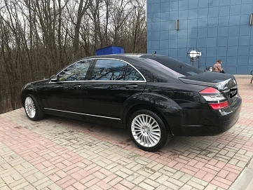 Mercedes-Benz S-Класс, 2005г, задний привод, автомат