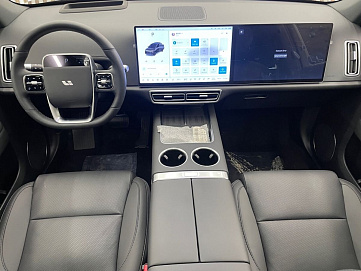 LiXiang L6, 2025г, полный привод, автомат