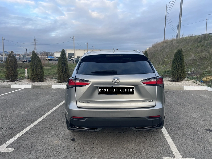 Lexus NX, 2016г., полный привод, вариатор