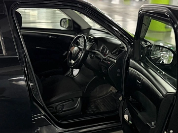 Suzuki Swift, 2014г, передний привод, вариатор