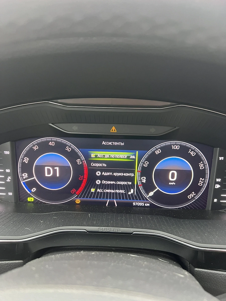 Skoda Superb, 2019г., передний привод, робот