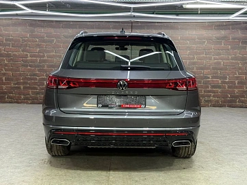 Volkswagen Touareg, 2025г, полный привод, автомат