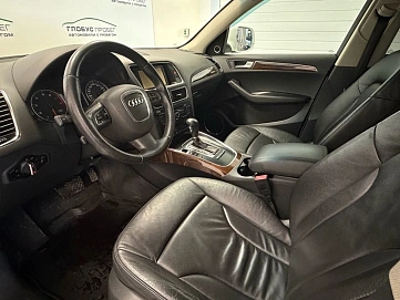 Audi Q5, 2008г, передний привод, автомат