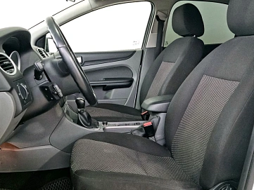 Ford Focus, 2010г, передний привод, механика