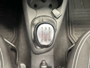 Renault Logan, 2021г, передний привод, механика