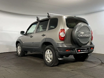 Chevrolet Niva, 2018г., полный привод, механика