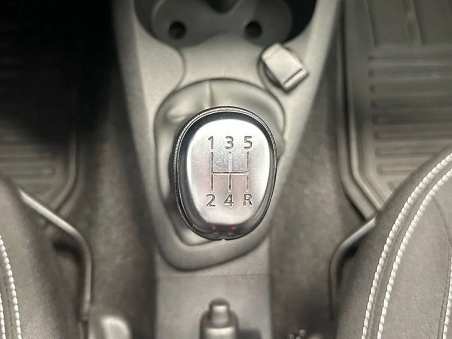 Renault Logan, 2021г., передний привод, механика