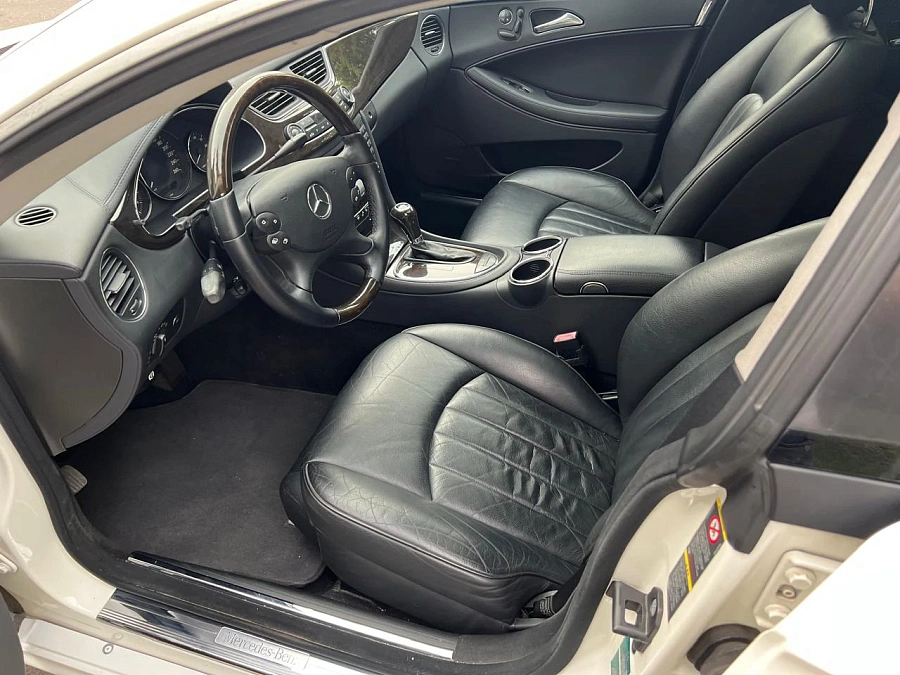 Mercedes-Benz CLS, 2005г., задний привод, автомат