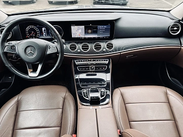 Mercedes-Benz E-Класс, 2017г, полный привод, автомат