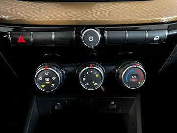 Lada (ВАЗ) Vesta, 2023г, передний привод, механика