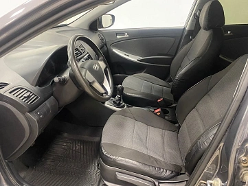 Hyundai Solaris, 2013г., передний привод, механика