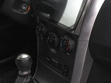 Toyota Corolla, 2012г, передний привод, механика