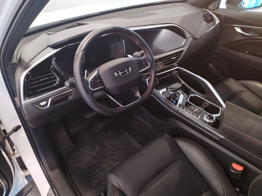 Geely , 2022г., передний привод, автомат