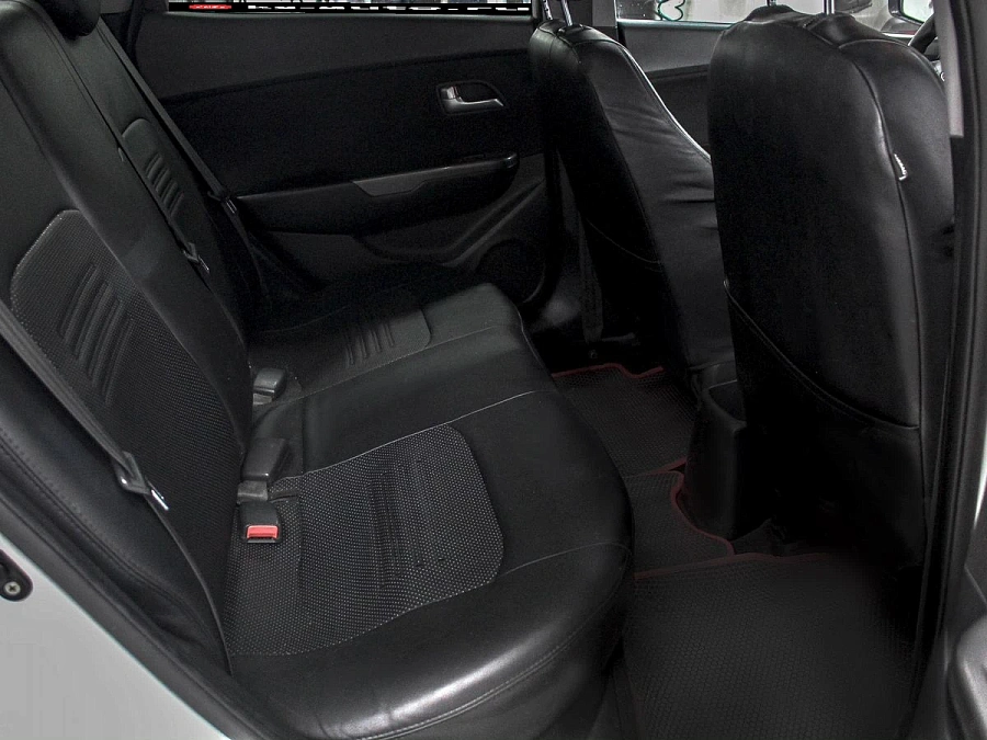 Kia Rio, 2012г., передний привод, механика