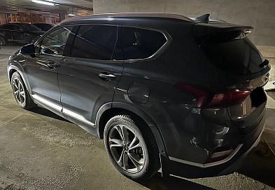 Hyundai Santa Fe, 2018г, полный привод, автомат