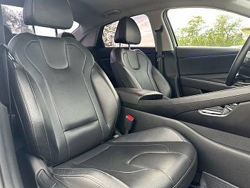 Hyundai Elantra, 2023г, передний привод, автомат