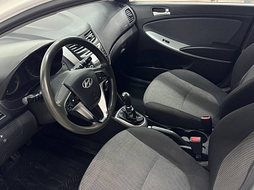 Hyundai Solaris, 2013г, передний привод, механика