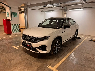 Volkswagen Tayron, 2024г, полный привод, робот