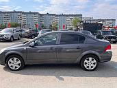 Opel Astra, 2012г., передний привод, механика
