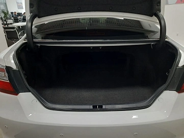 Toyota Camry, 2017г, передний привод, автомат