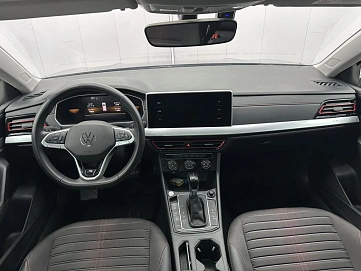 Volkswagen Lavida, 2022г, передний привод, робот