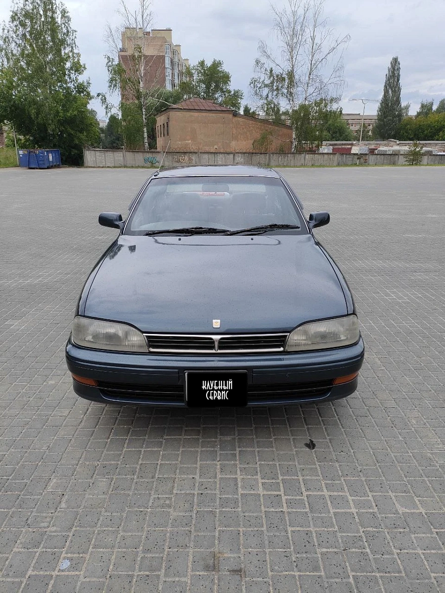 Toyota Camry, 1992г., передний привод, автомат