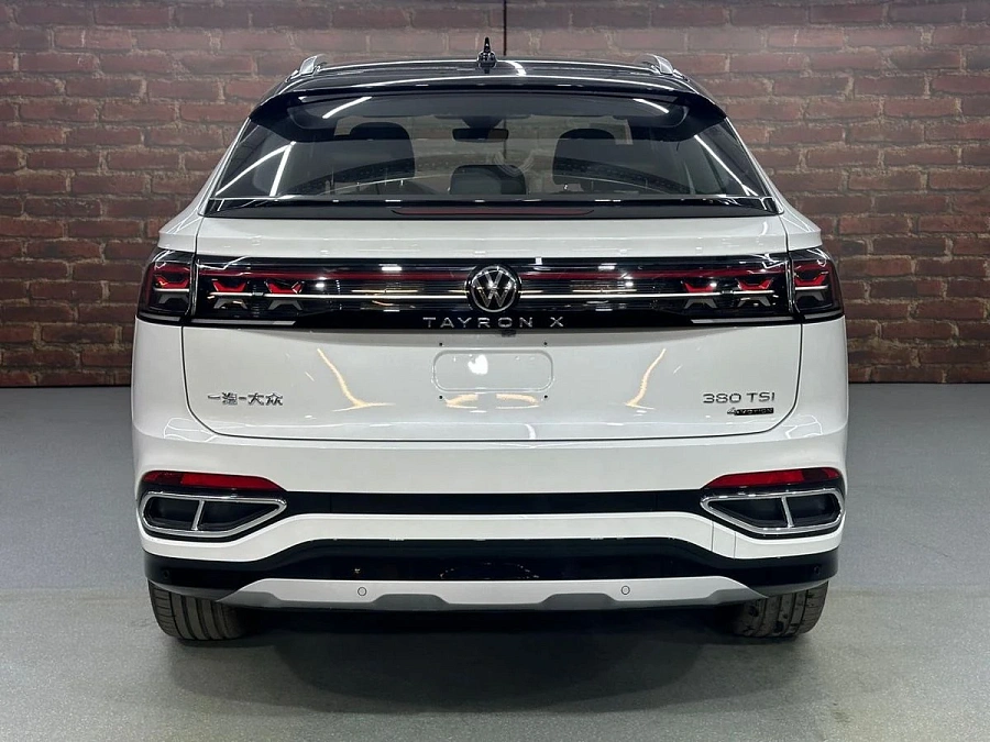 Volkswagen Tayron, 2024г., полный привод, робот