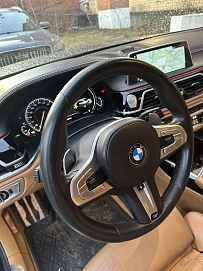 BMW 7 серии, 2018г, полный привод, автомат