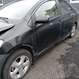 Toyota Yaris, 2007г, передний привод, автомат